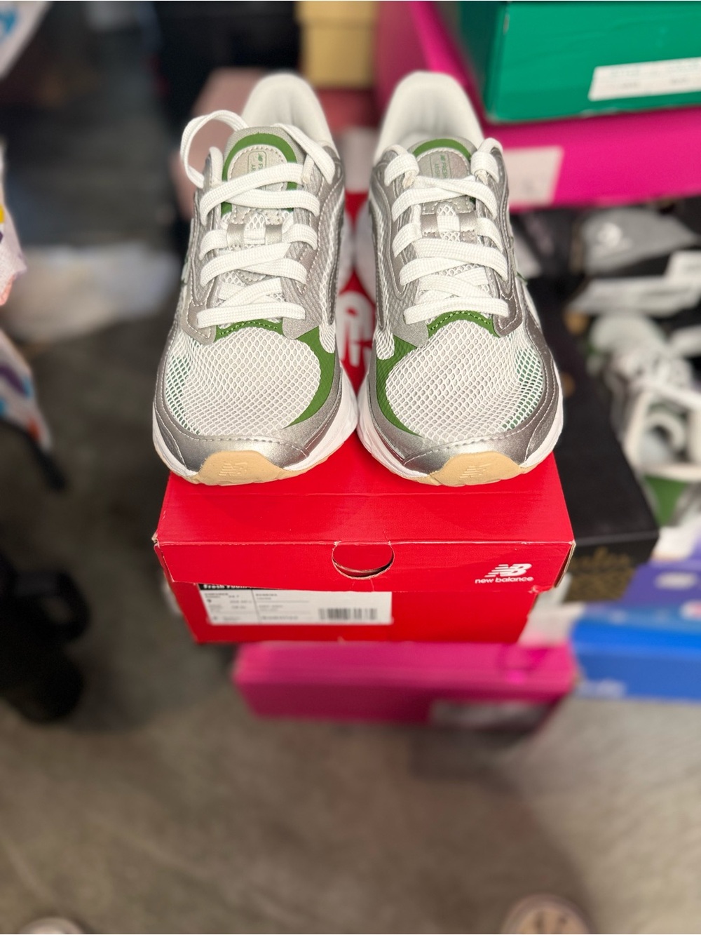 New Balance Silver and Green Fresh Foam Arishi Running Sneakers - Picture 2 of 4